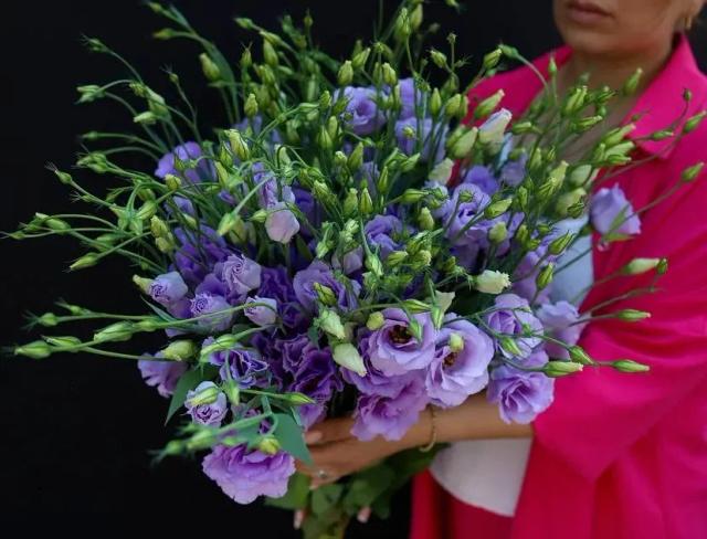 Bunch of lisianthus | ծաղիկներ, ծաղկեպսակներ, բույսեր - առաքում Երևան