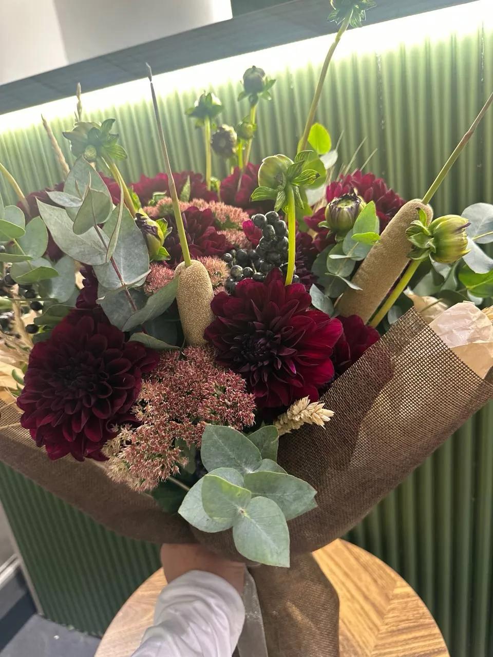 A gorgeous bunch | ծաղիկներ, ծաղկեպսակներ, բույսեր Երևան