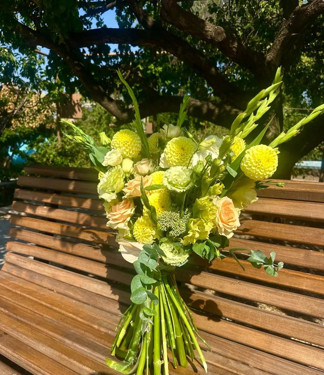 An elegant bouquet | ծաղիկներ, ծաղկեպսակներ, բույսեր Երևան