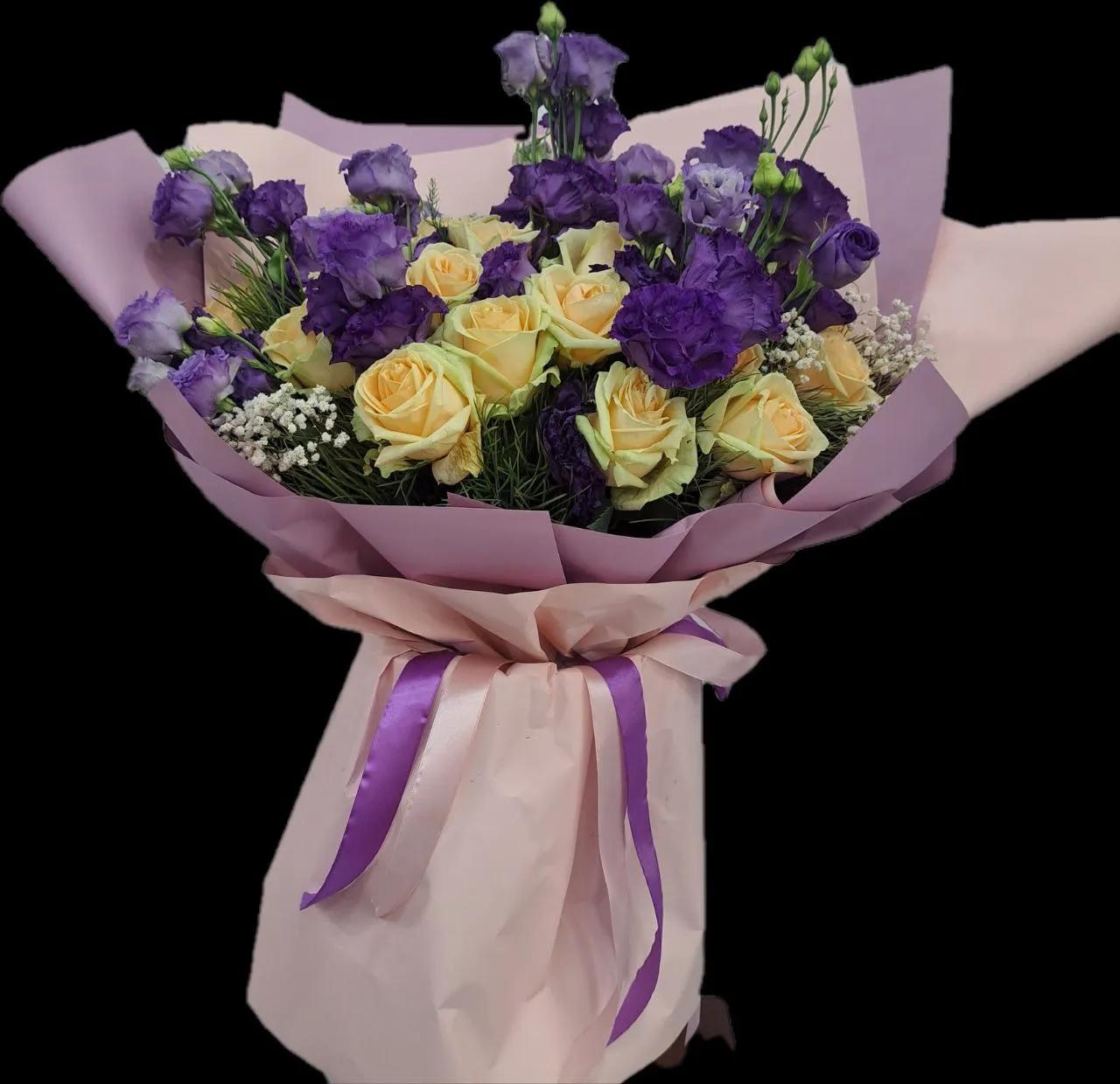 Roses and lisianthus in one bouquet | ծաղիկներ, ծաղկեպսակներ, բույսեր Երևան Roses and lisianthus in one bouquet | ծաղիկներ, ծաղկեպսակներ, բույսեր Երևան