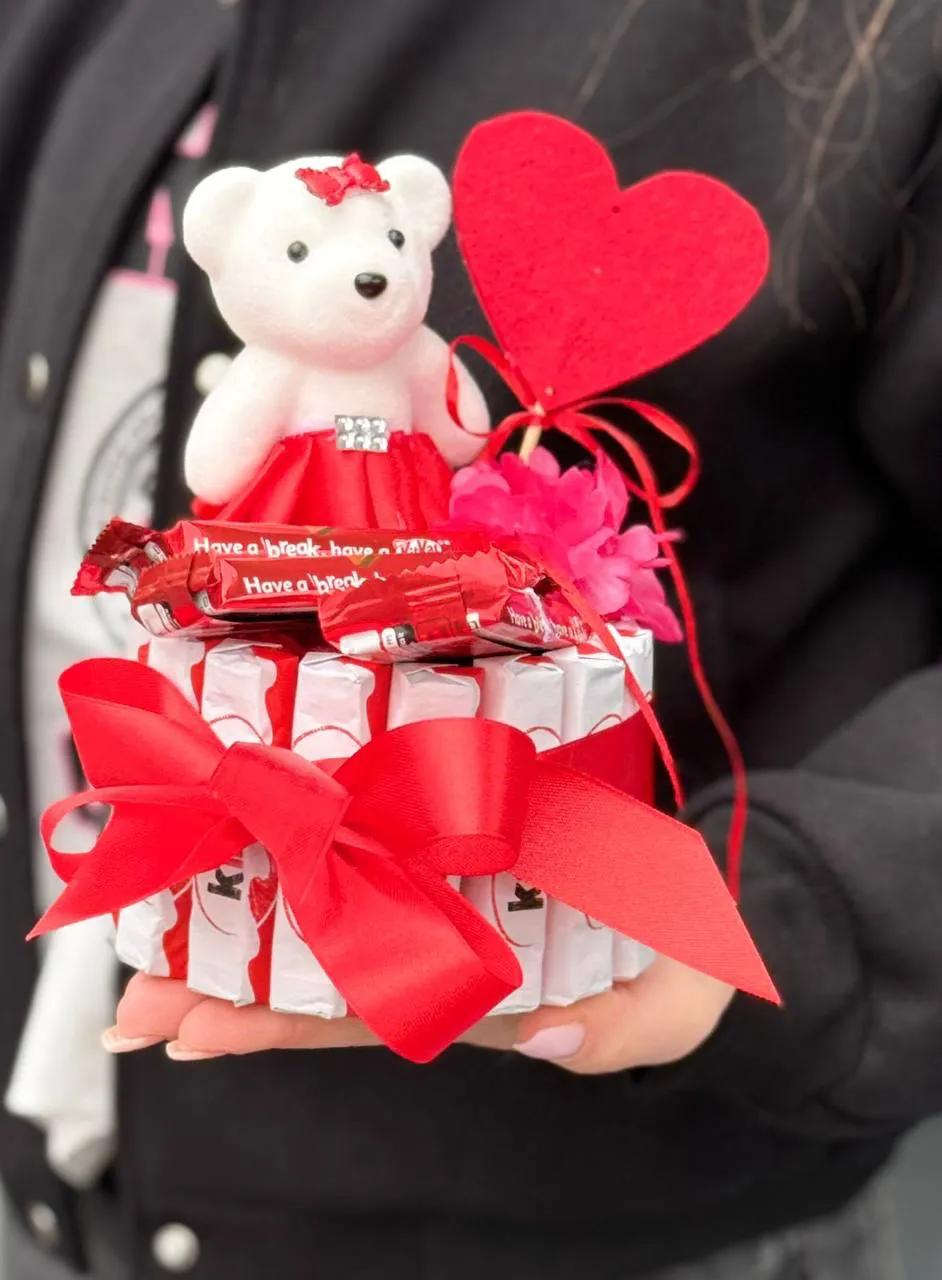 A gift of sweets | ծաղիկներ, ծաղկեպսակներ, բույսեր Երևան A gift of sweets | ծաղիկներ, ծաղկեպսակներ, բույսեր Երևան