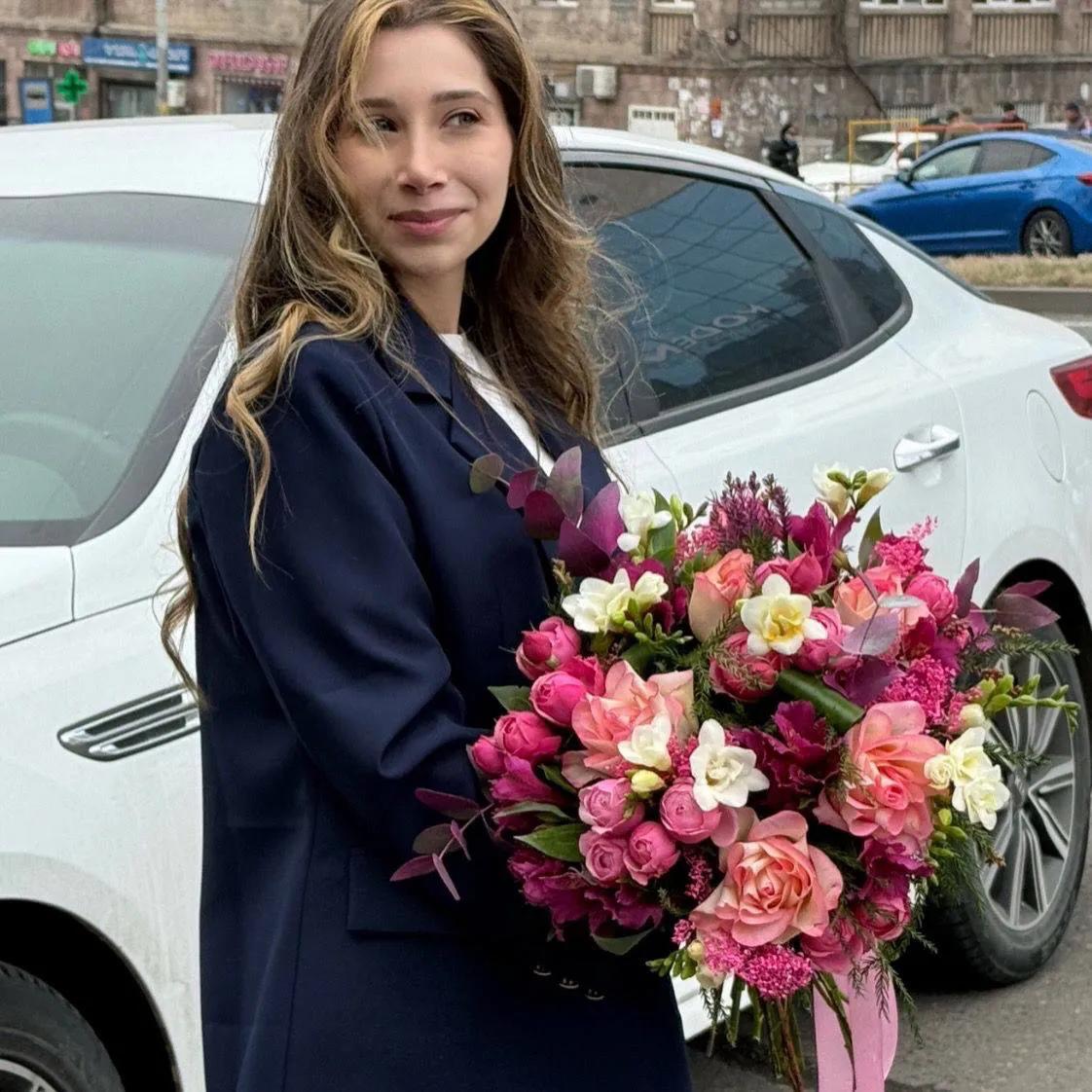 Креативный букет | ծաղիկներ, ծաղկեպսակներ, բույսեր Երևան Креативный букет | ծաղիկներ, ծաղկեպսակներ, բույսեր Երևան